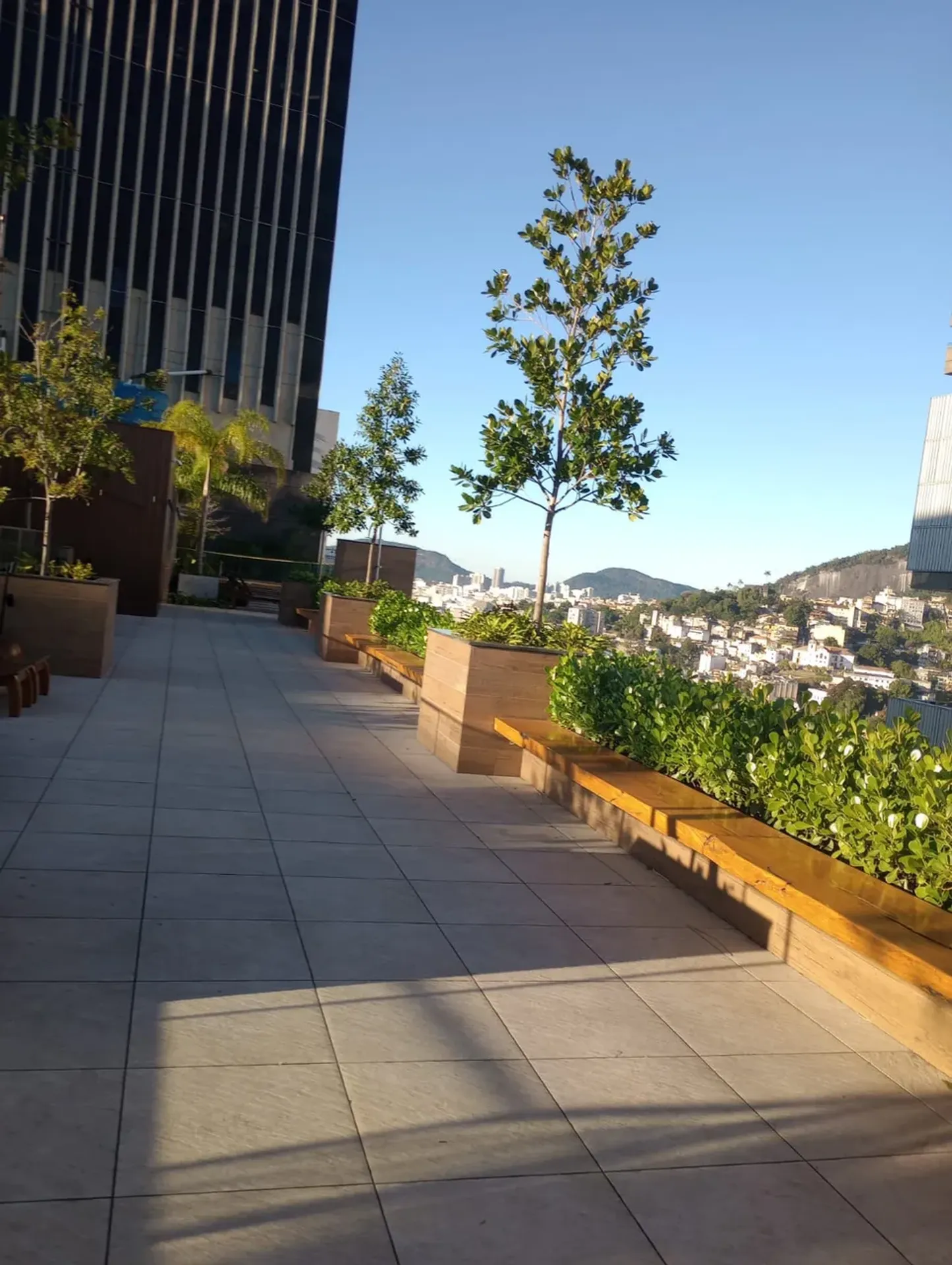 Studio on the 21st floor with a grill on the balcony — photo 2