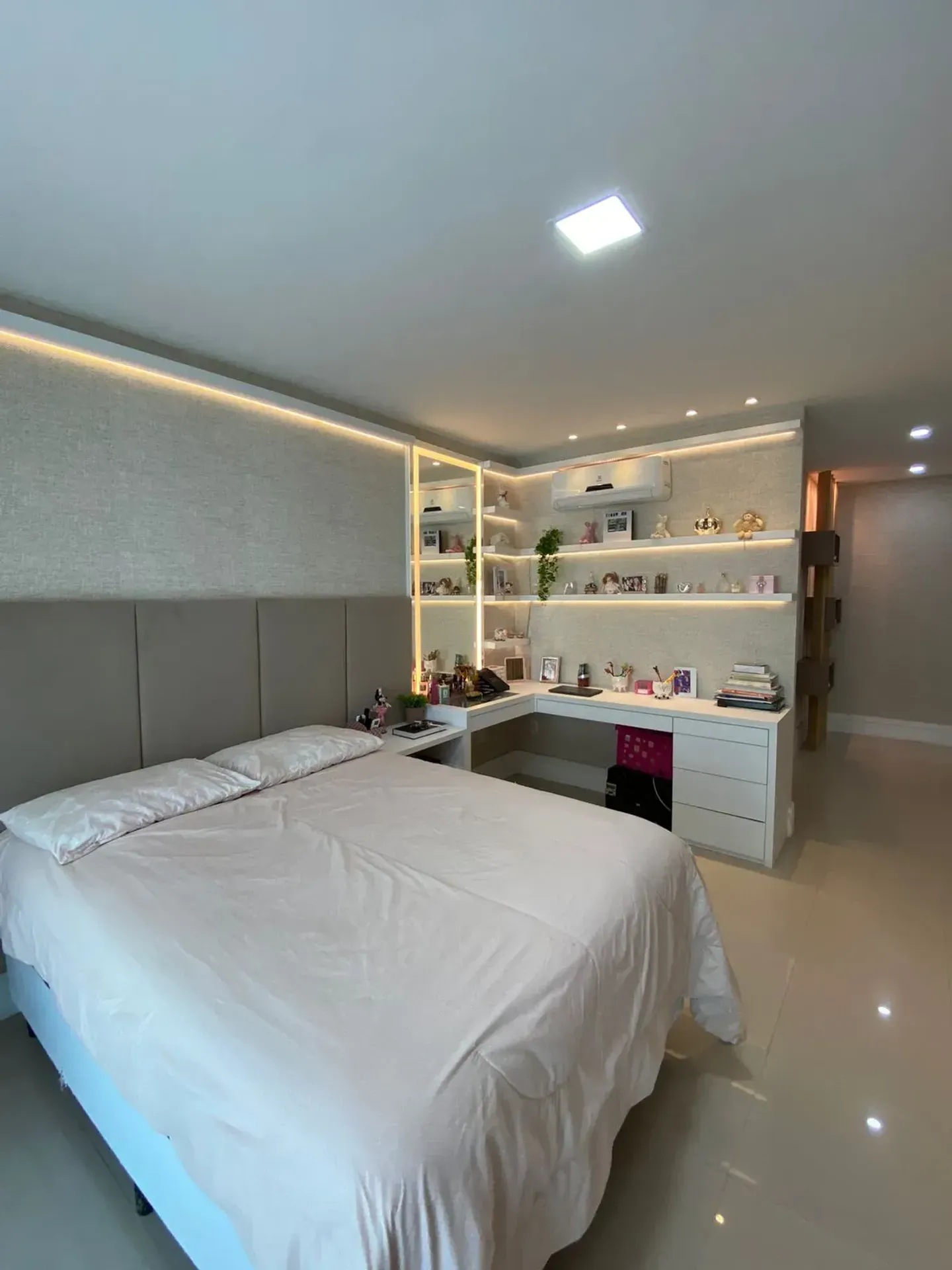 Casa mobiliada em condomínio com 5 quartos e 5 banheiros — photo 13