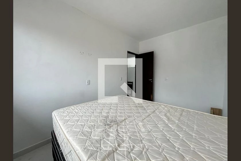 Apartamento de 1 quarto com varanda e 1 banheiro — photo 3