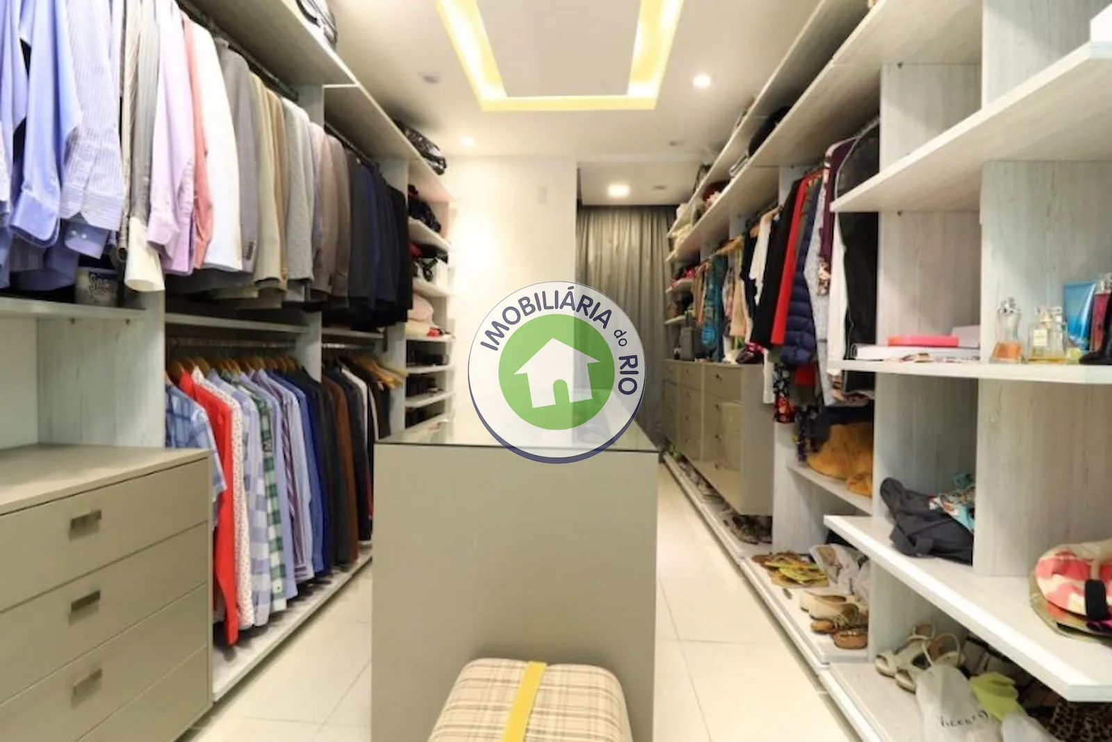 Apartamento mobiliado com 4 quartos e 350 m² — photo 41