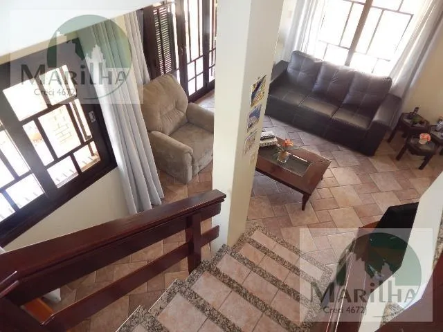 Робоче місце та 3 спальні: будинок 455 м² — photo 60