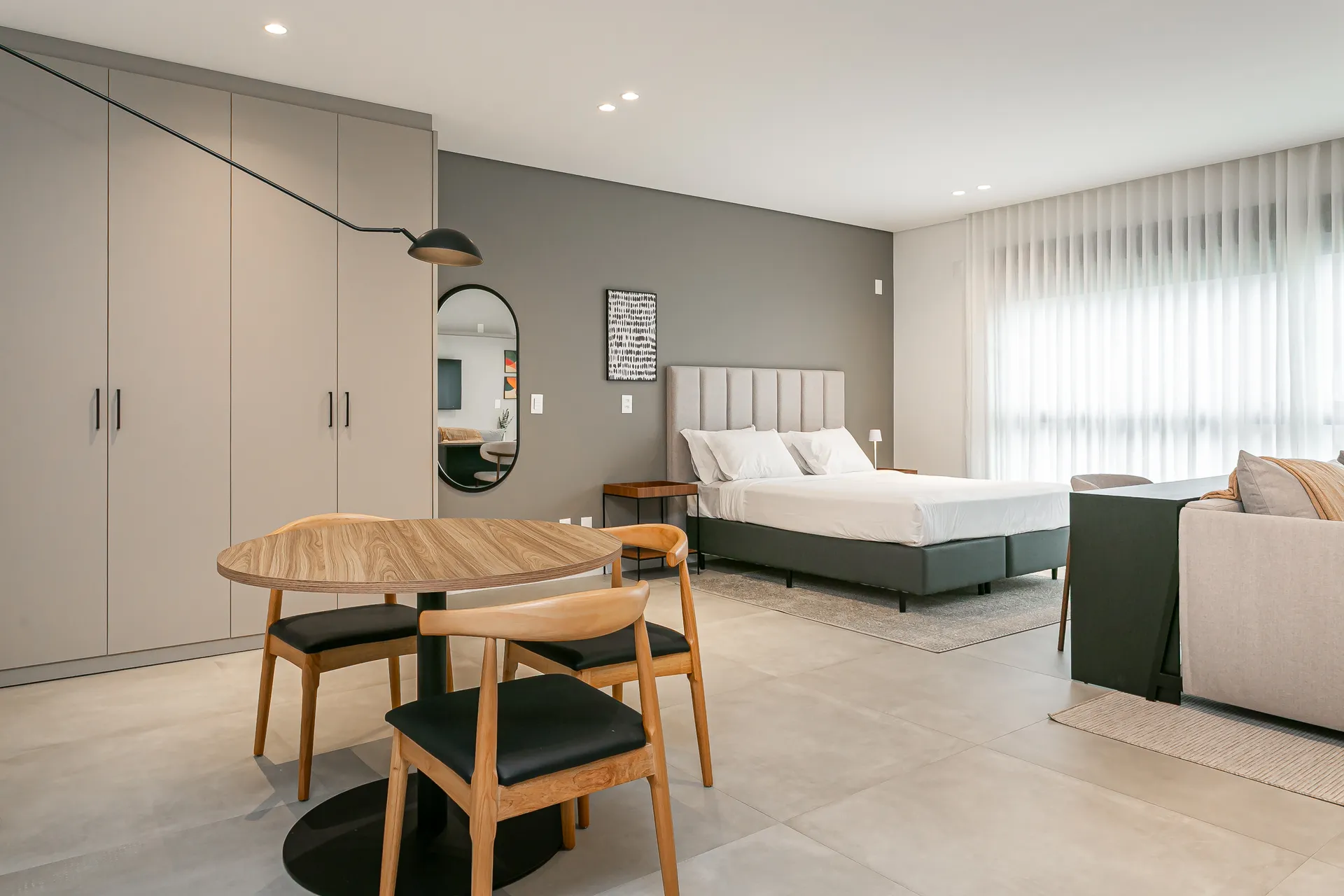 59 m² furnished studio with an integrated open-plan kitchen — photo 19