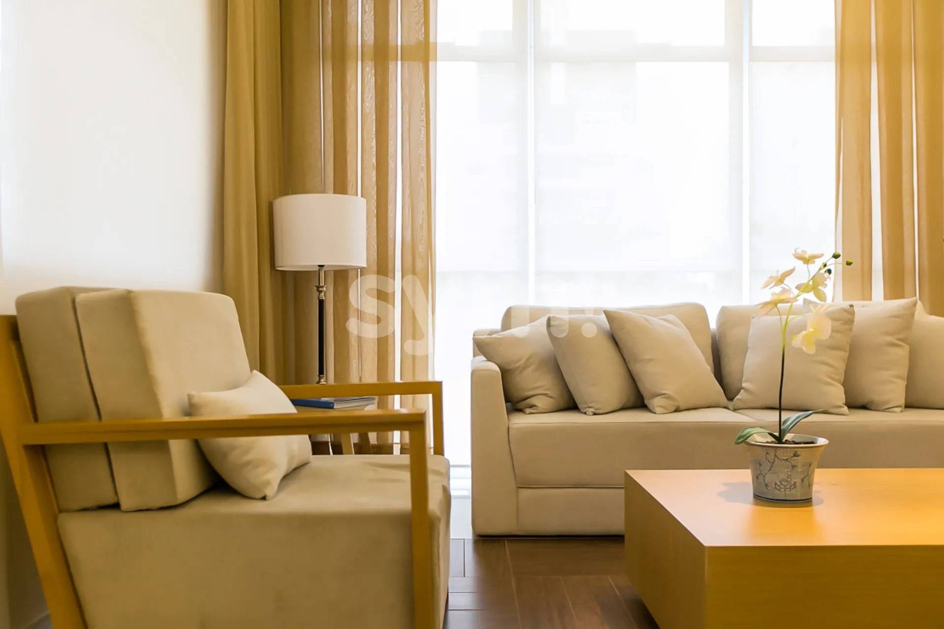 256 m² apartment with 3 en-suite bedrooms and enclosed balcony — photo 37
