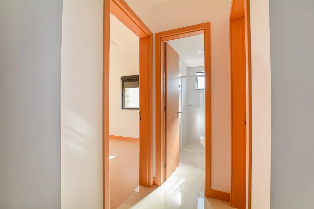 Unfurnished 2-bedroom apartment with 2 bathrooms — photo 12