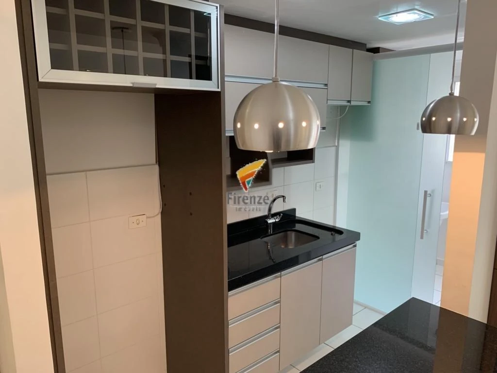 Wood or laminate floors in a 2-bedroom apartment, 57 m² — photo 18