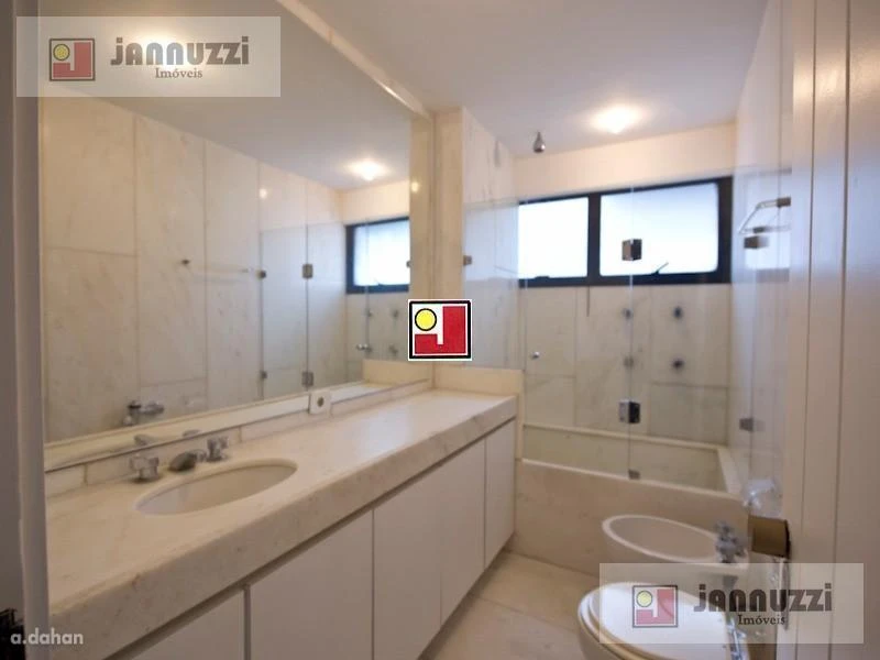 Water view in a 4-bedroom apartment, 319 m² — photo 31