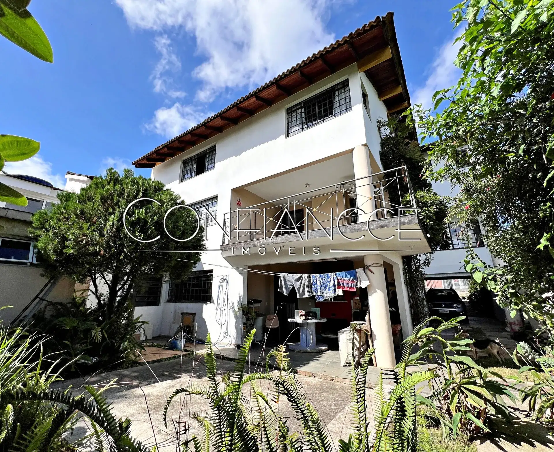 5-bedroom house with 1 suite, 4 parking spaces, 460 m² — photo 28