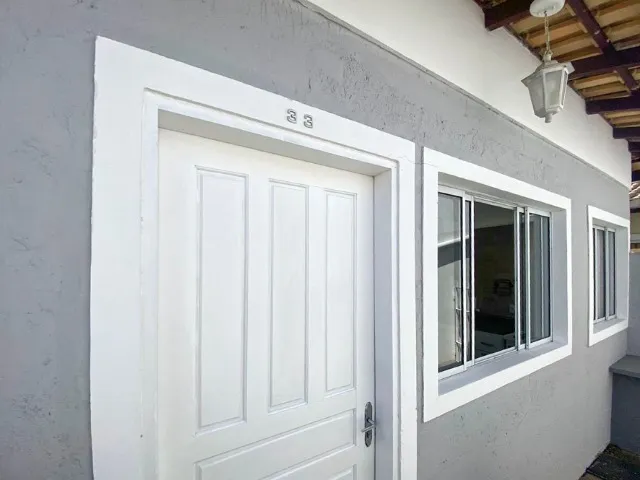 Balcony with a grill in a one-bedroom apartment, 42 m² — photo 3