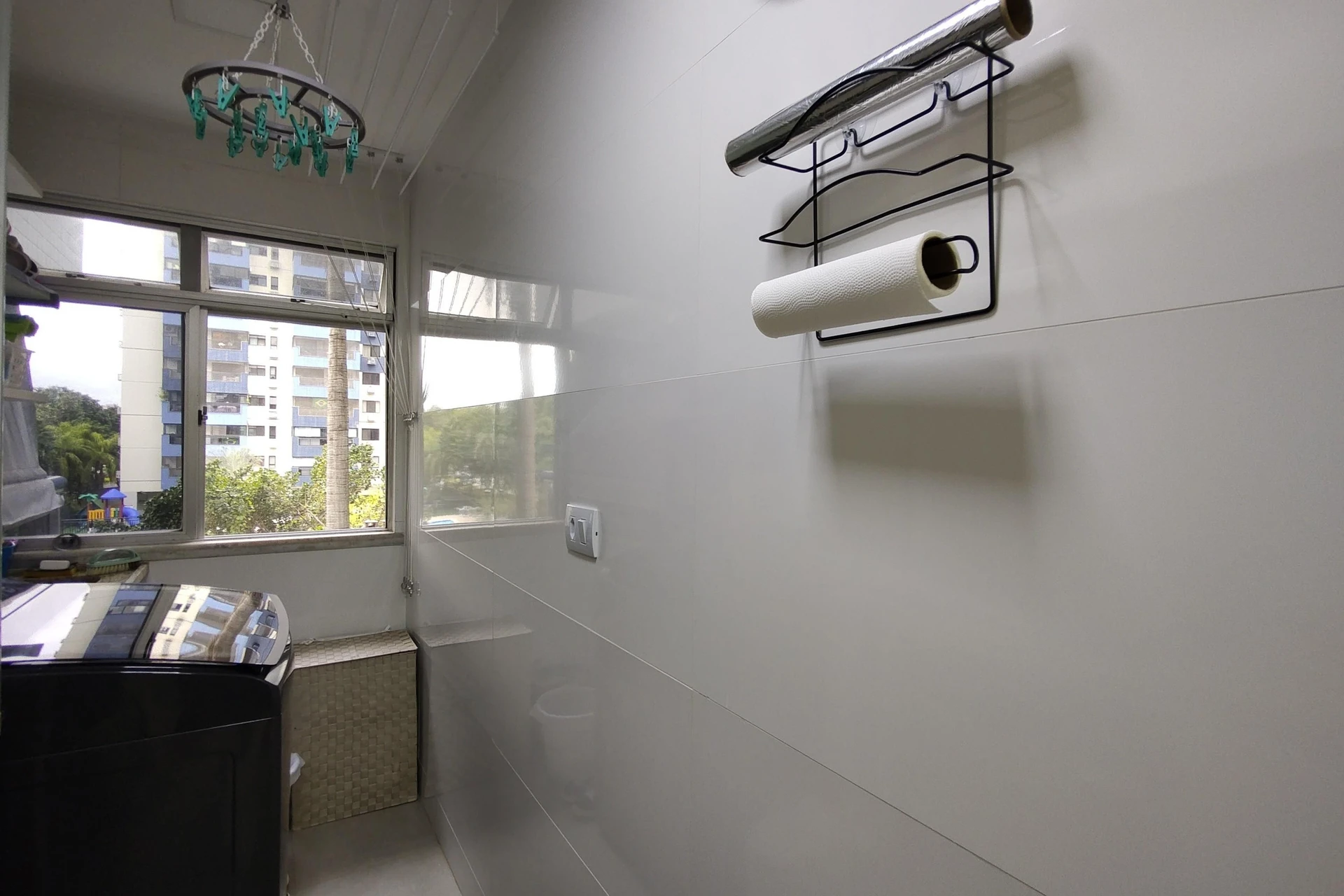 3-bedroom apartment with a walk-in closet — photo 60