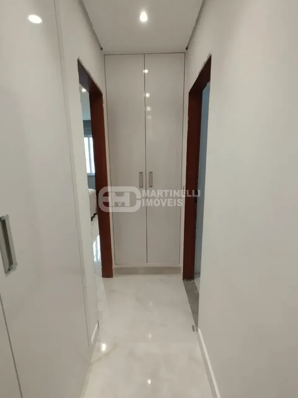 Furnished apartment with 3 bedrooms and 5 bathrooms — photo 16