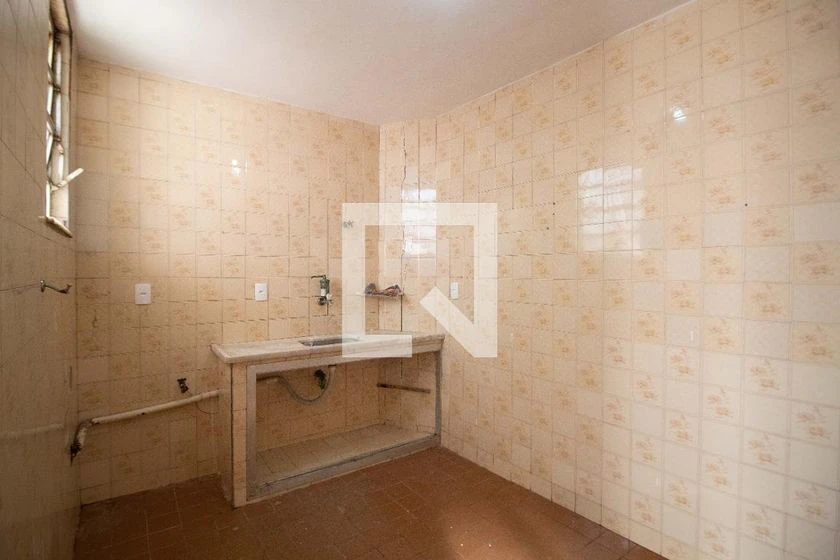 Casa sem mobília com cozinha separada e 85 m² — photo 7