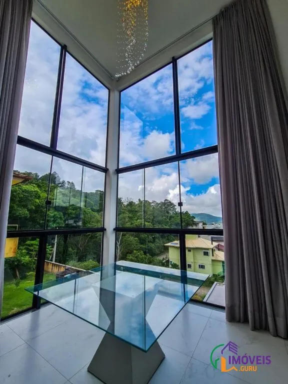 Condominium house with 5 bedrooms and 258 m² — photo 7