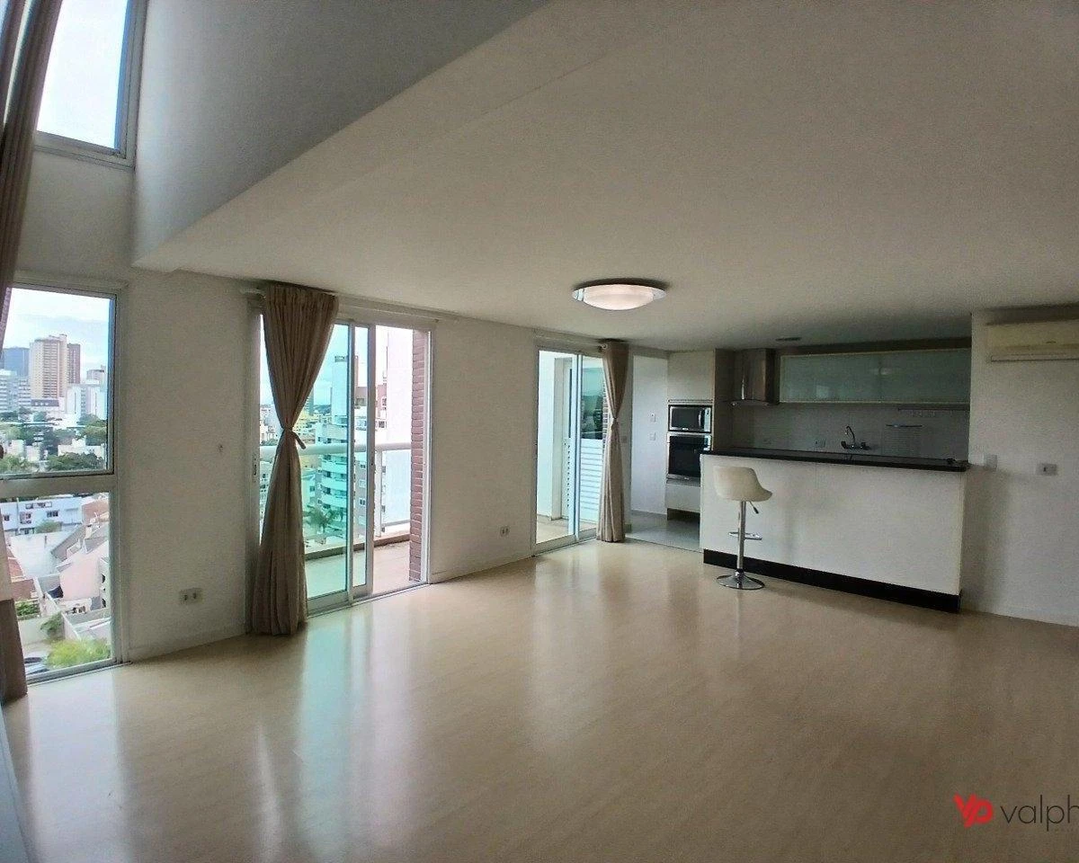 Home office in a 2-bedroom apartment, 105 m² — photo 7