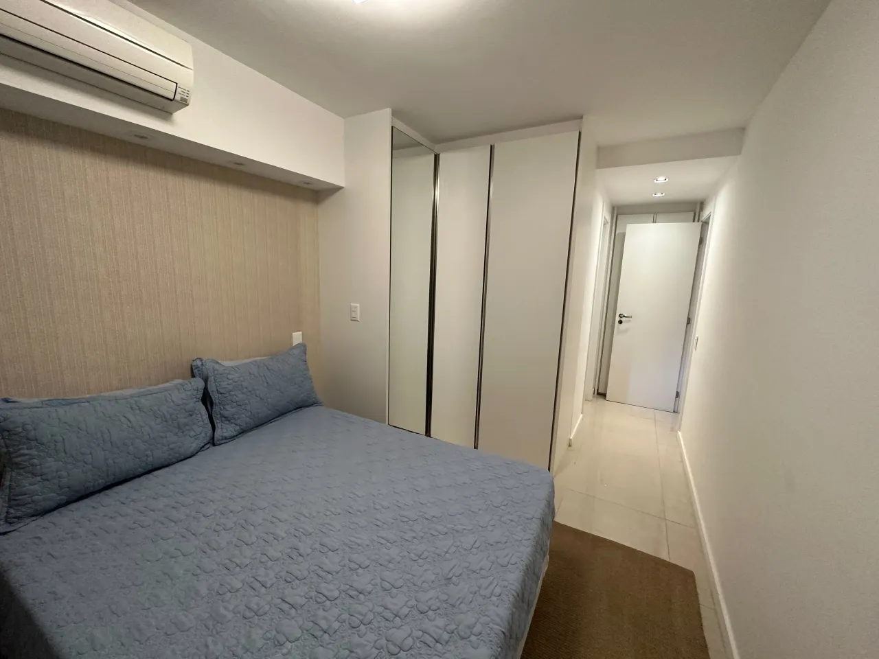 Furnished 2-bedroom, 2-bath apartment with 83 m² — photo 3