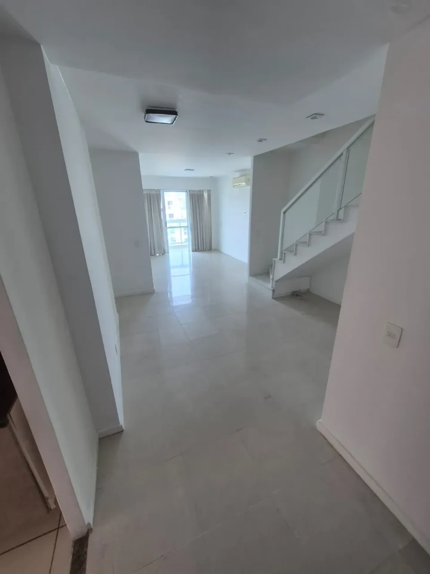 3-bedroom apartment with a walk-in closet — photo 12
