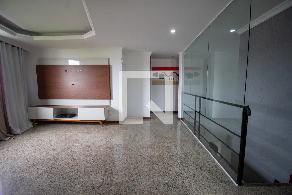 Furnished apartment with 3 en-suite bedrooms — photo 28