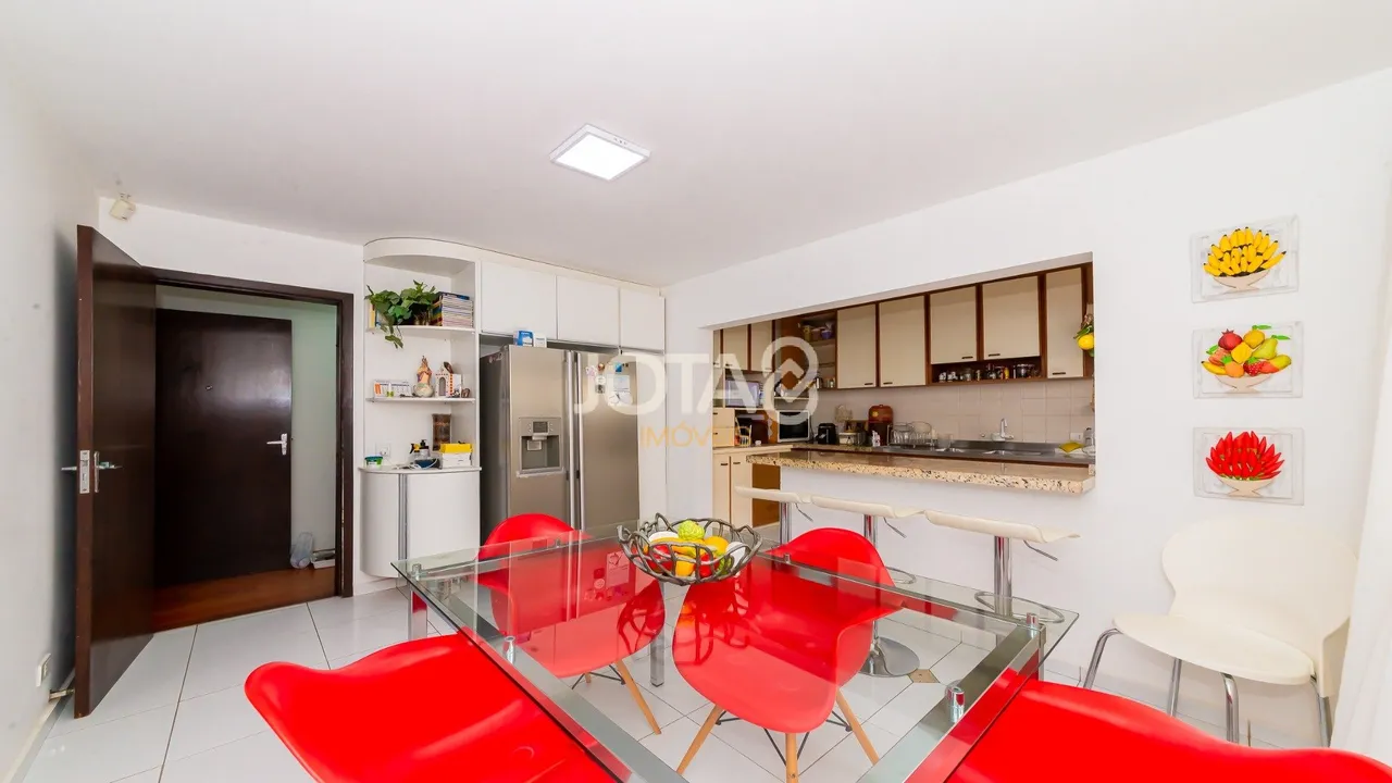 650 m² unfurnished house with 3 bedrooms and 4 parking — photo 19