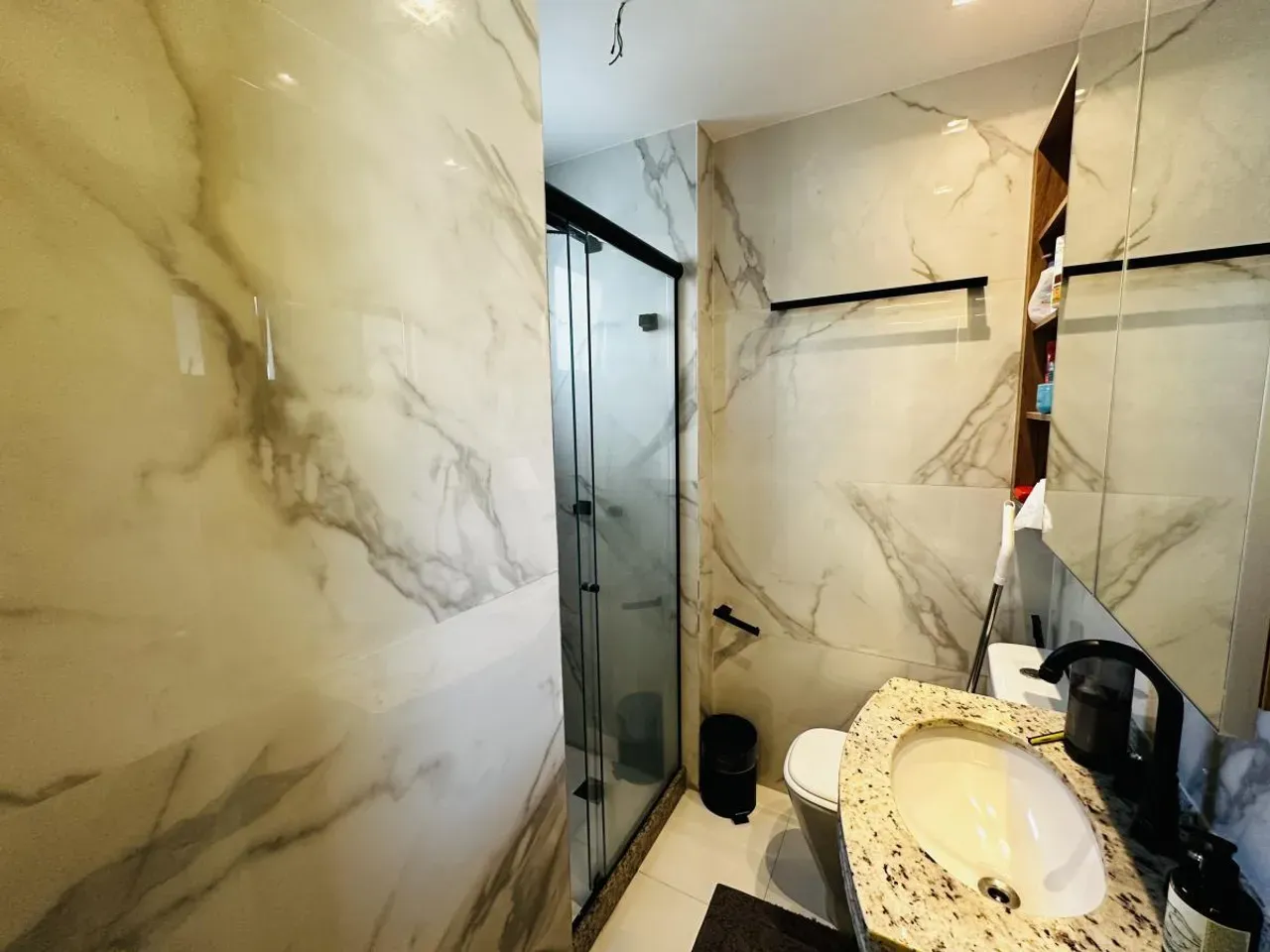 Furnished apartment, 198 m², with floor-to-ceiling windows — photo 27