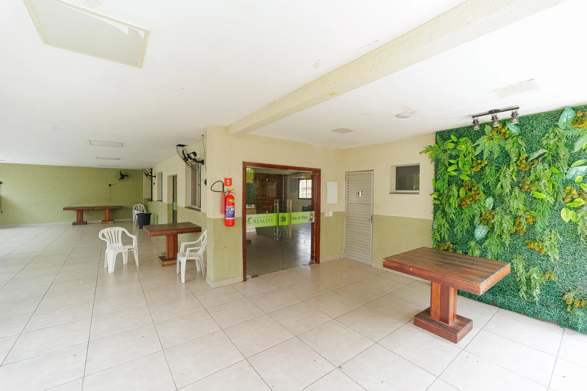2-bedroom apartment in a building with a pool — photo 29