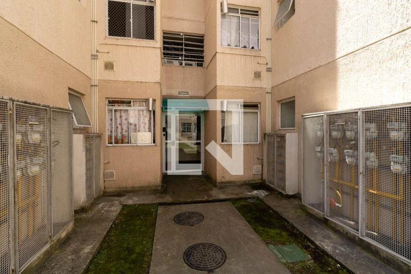 Apartment, 44 m², with wood or laminate floors — photo 3