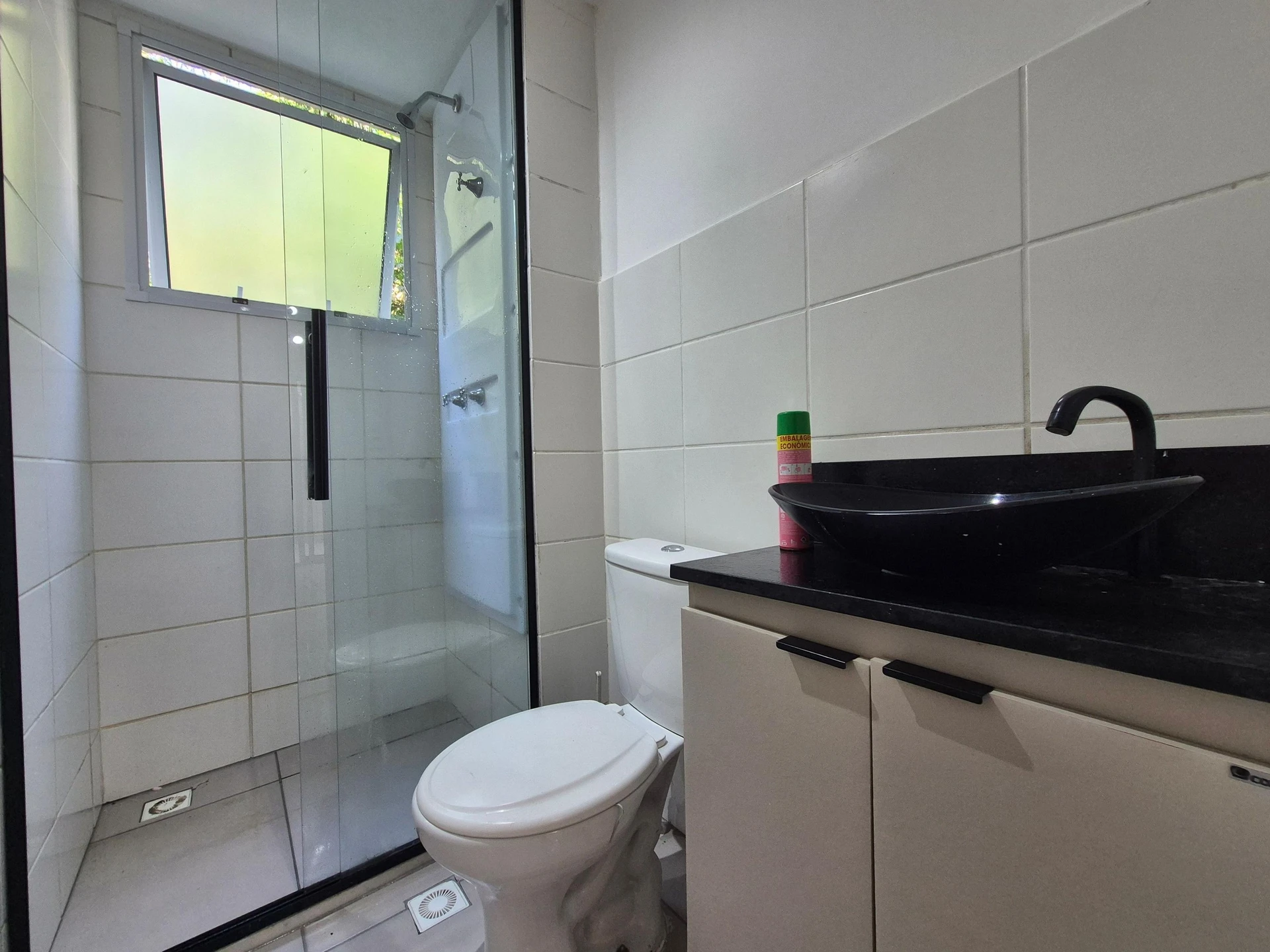 2-bedroom apartment in a building with a gym — photo 19