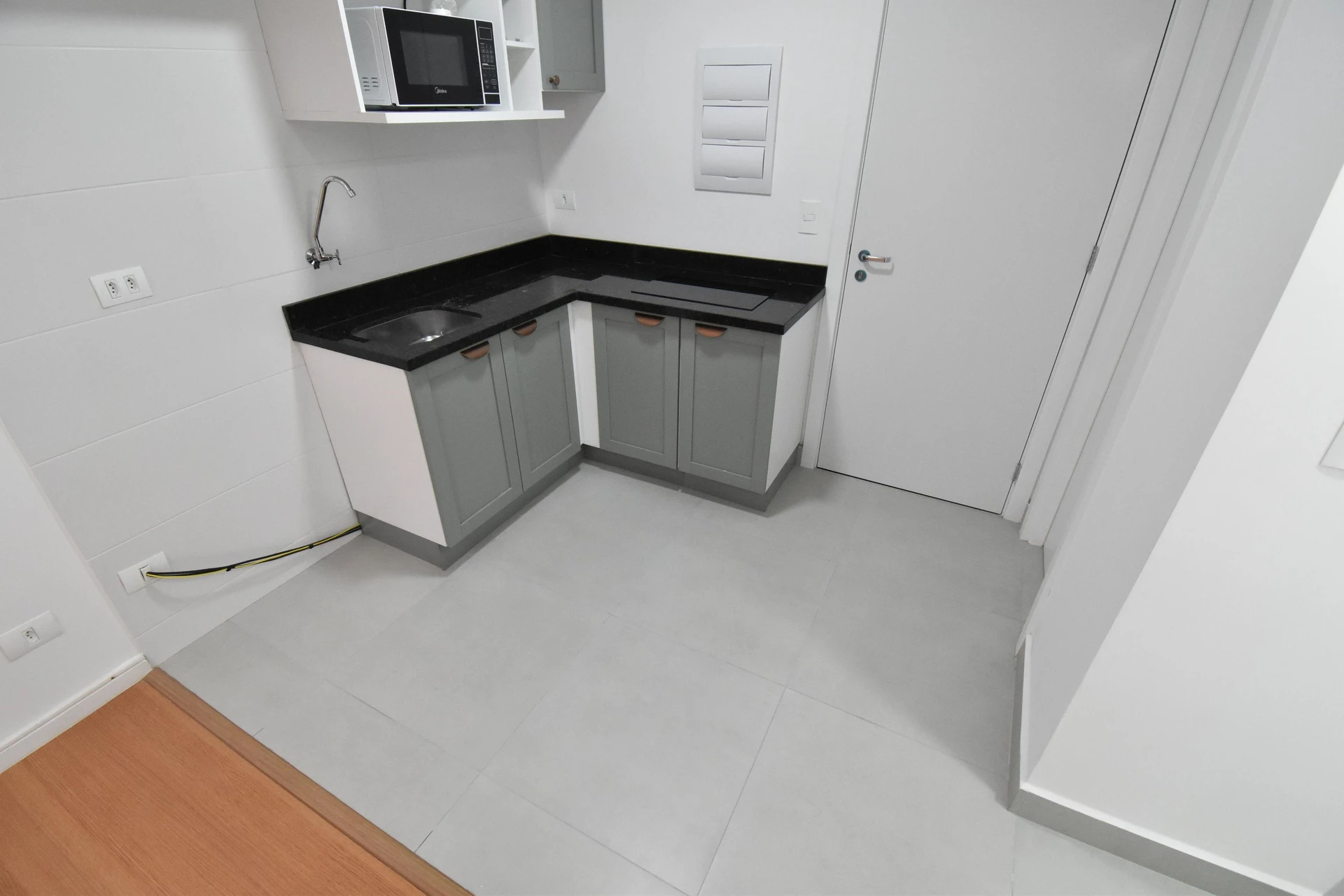 Apartamento de 36 m² com máquina de lavar e varanda gourmet — photo 15
