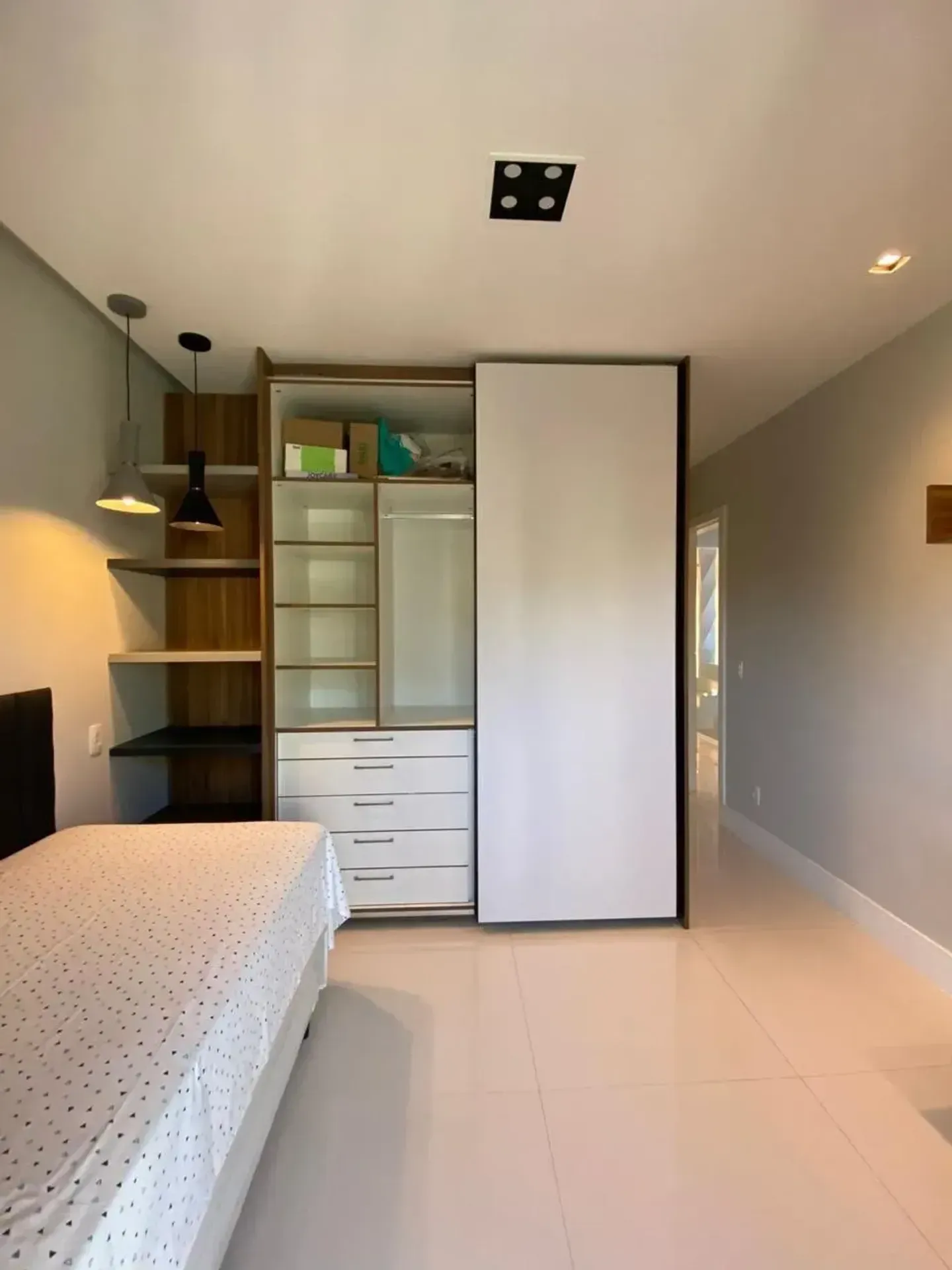 Furnished house with 4 bedrooms and 7 bathrooms — photo 16