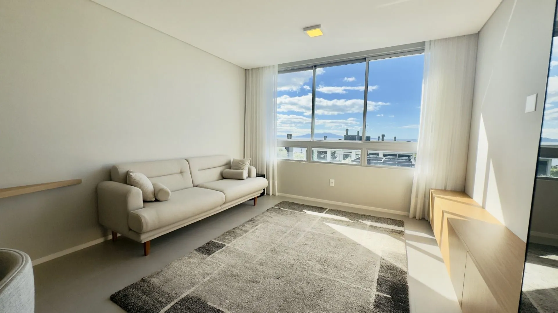 Water view in a 2-bedroom apartment, 110 m² — photo 22