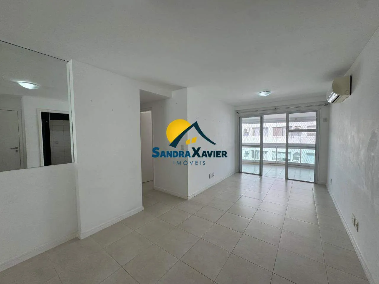Furnished 3-bedroom apartment with 3 bathrooms and views — photo 12