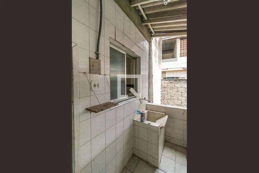 Apartamento com 2 quartos de 40 m² e varanda — photo 30
