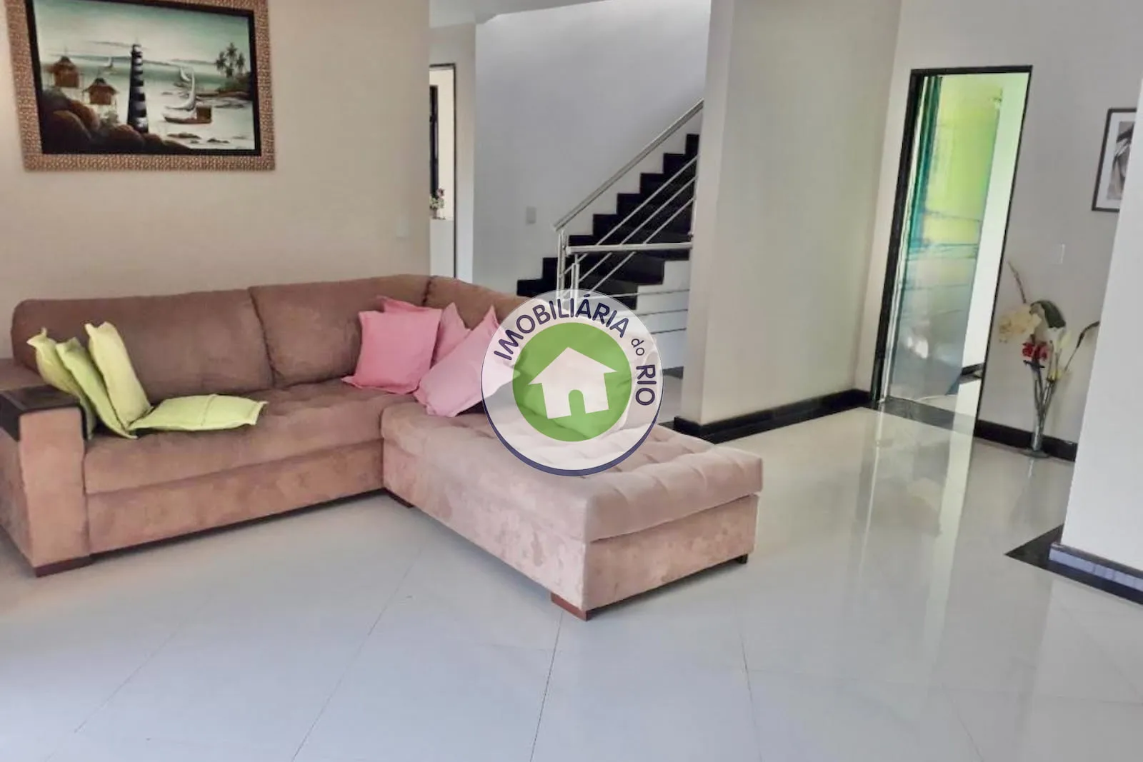 Casa com 3 suítes e 4 banheiros, 600 m² — photo 3