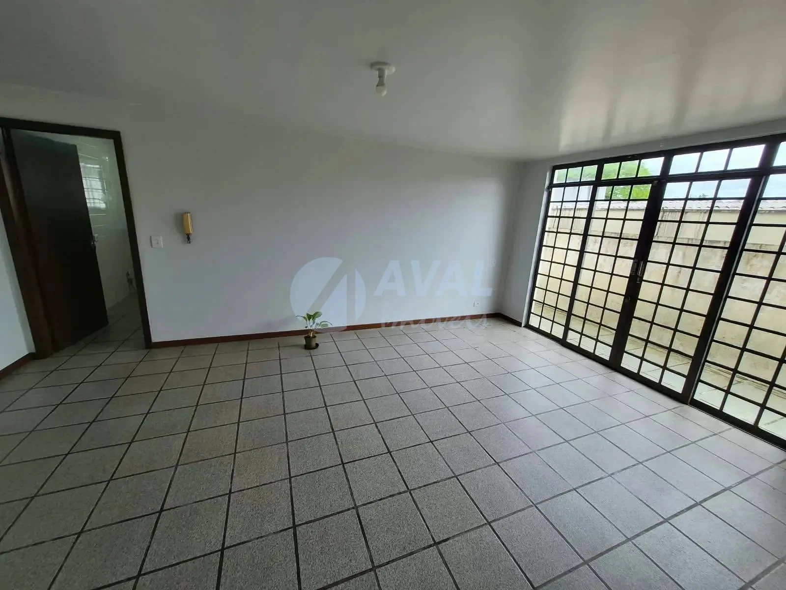 House, 240 m², with a private BBQ — photo 4