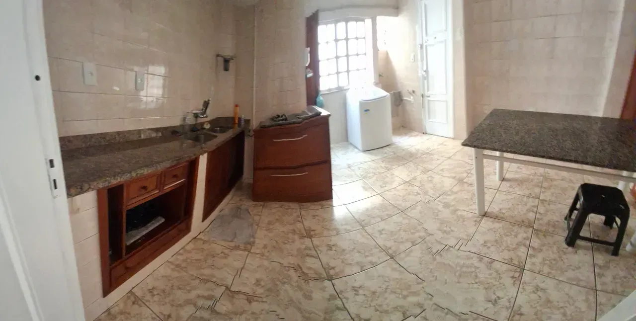 Unfurnished 3-bedroom apartment with 24-hour concierge — photo 18