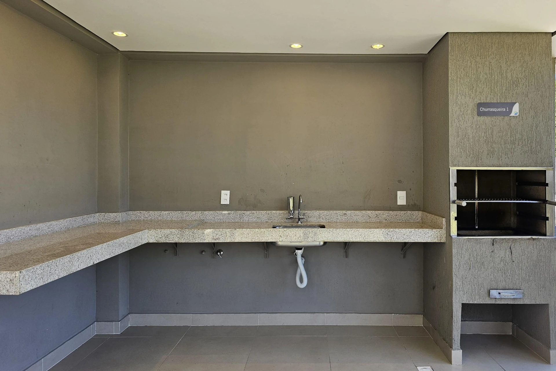 Apartment, 44 m², with a mountain view — photo 32