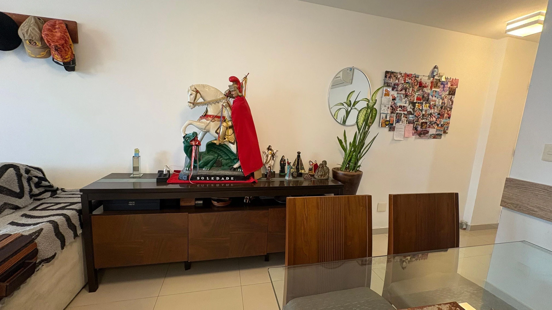 100 m² apartment with a grill on the balcony and a jacuzzi — photo 3