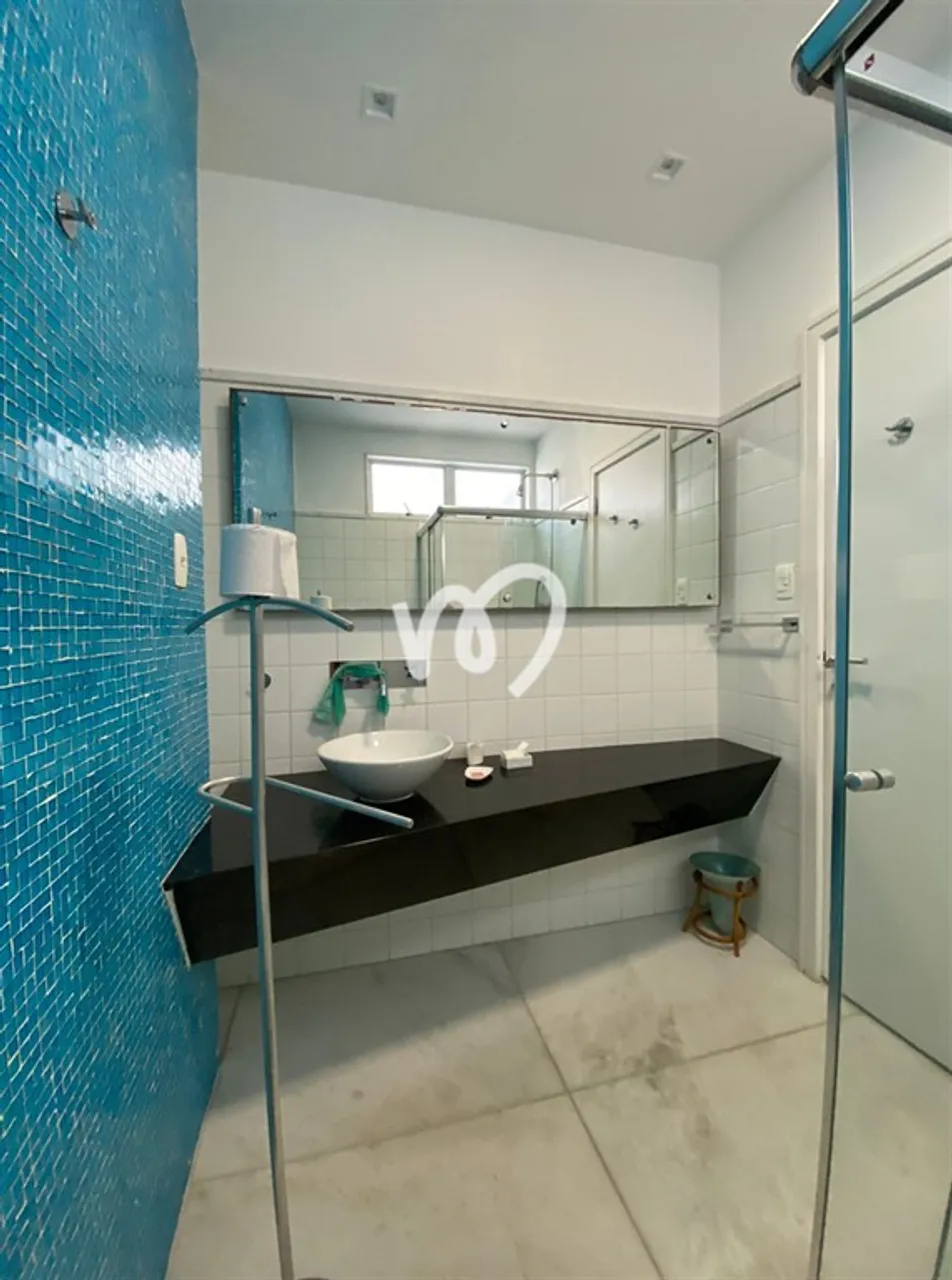 Furnished 314 m² apartment with 5 bedrooms — photo 10