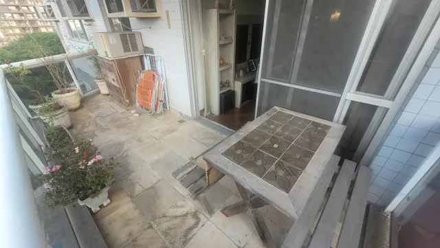 Apartamento com cozinha fechada e 3 quartos — photo 10