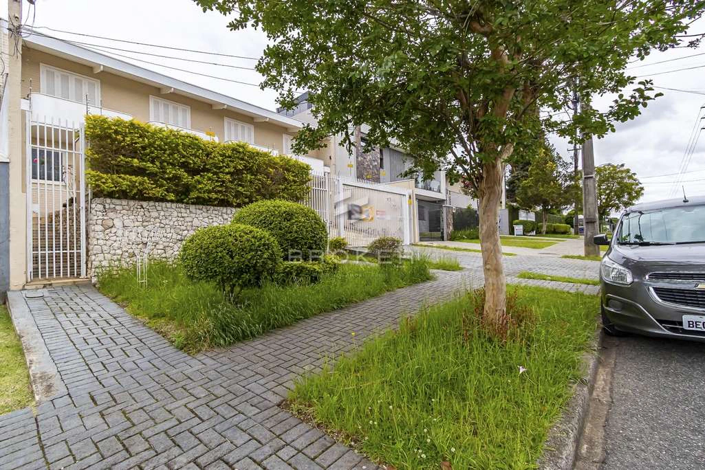 5-bedroom house with 347 m² and 4 parking spaces — photo 4