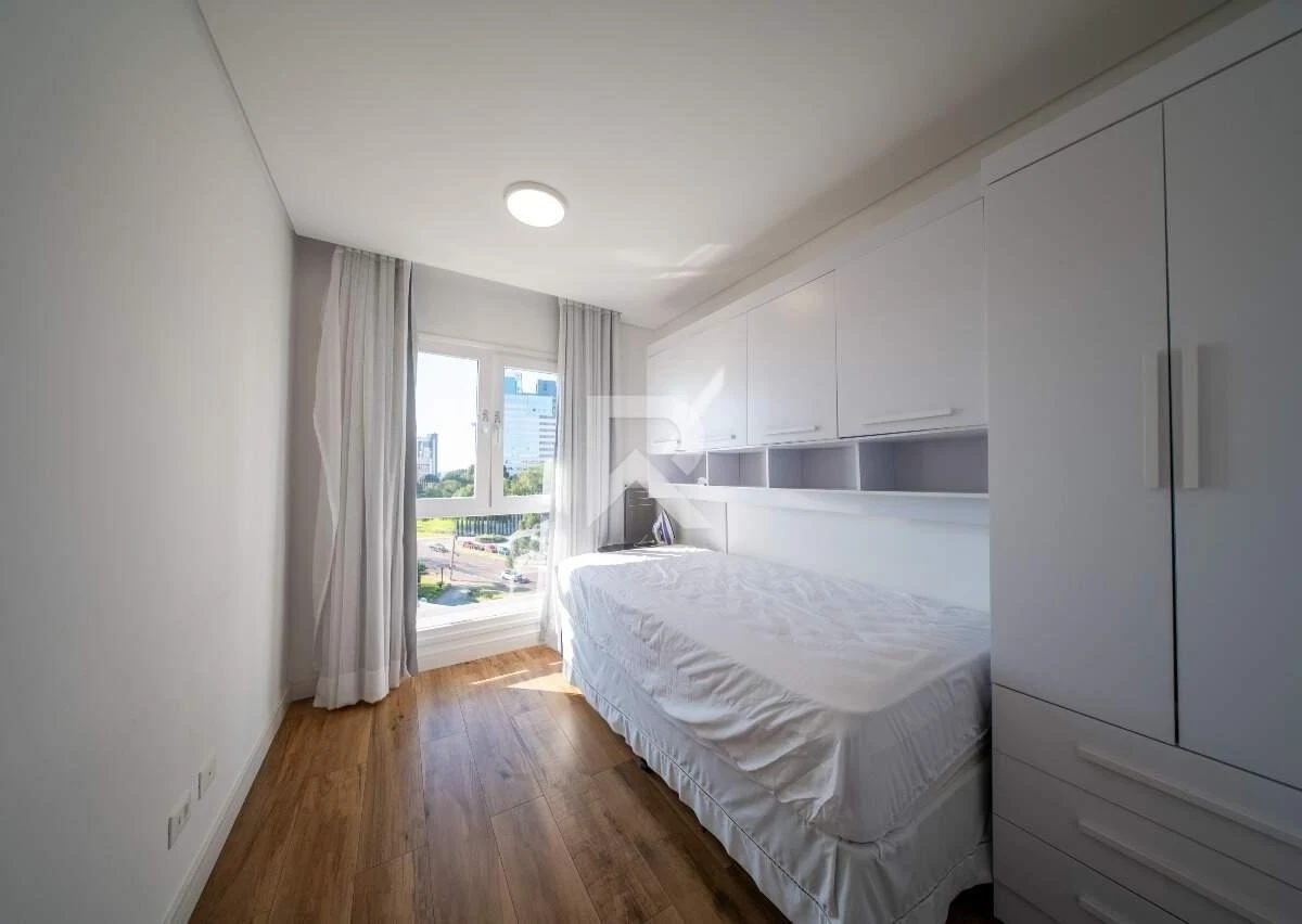 Furnished apartment 162 m² with 3 bedrooms and 1 parking — photo 38