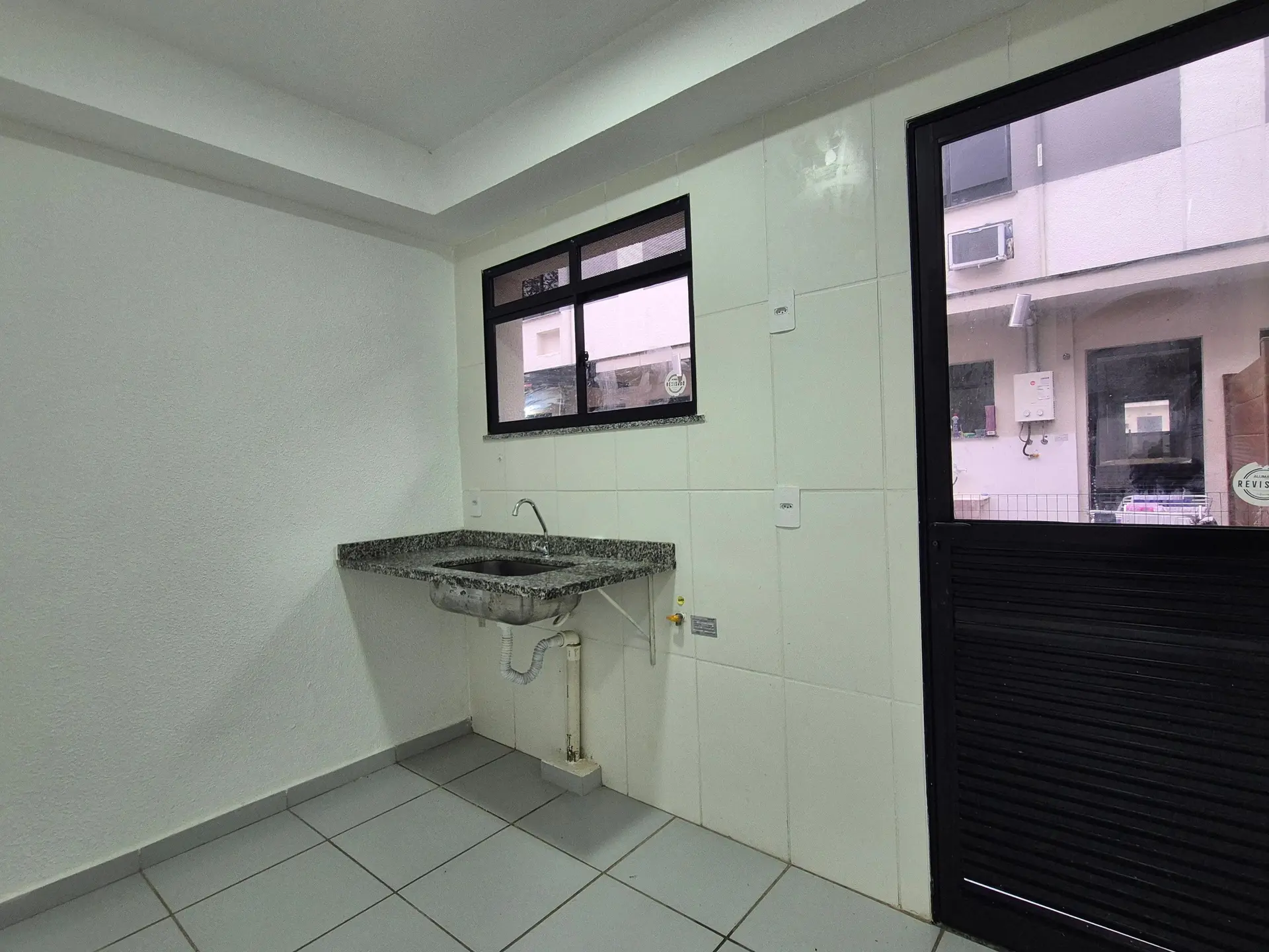 Casa de 2 quartos com jardim — photo 18