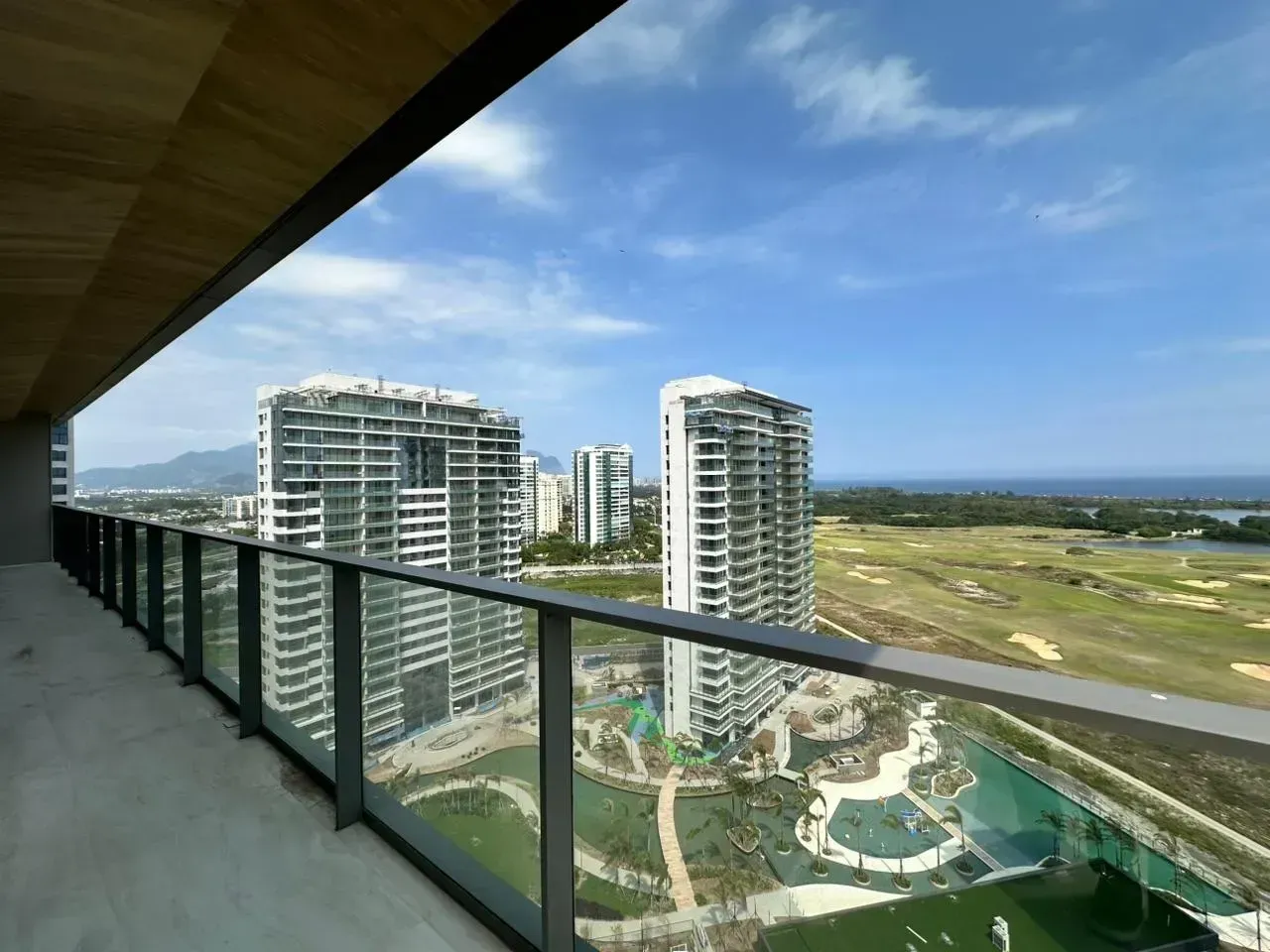 3-bedroom apartment with 6 bathrooms and 3 parking spots — photo 49