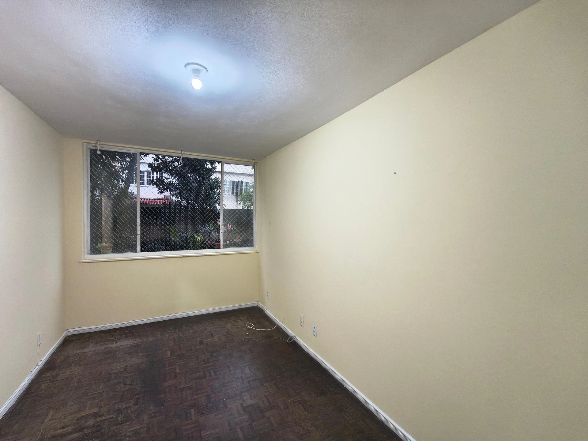 Apartment, 56 m², with wood or laminate floors — photo 15