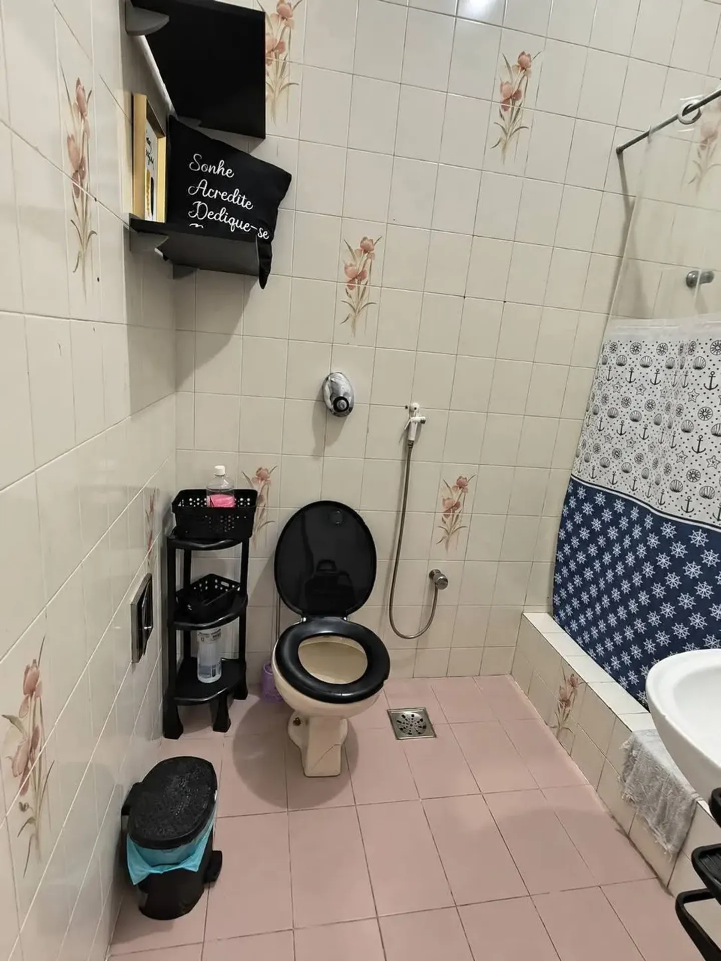 Furnished apartment, 50 m², with a bathtub — photo 6