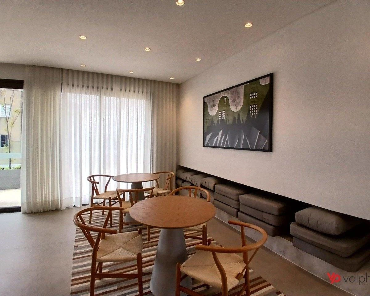Home office in a one-bedroom apartment, 32 m² — photo 38