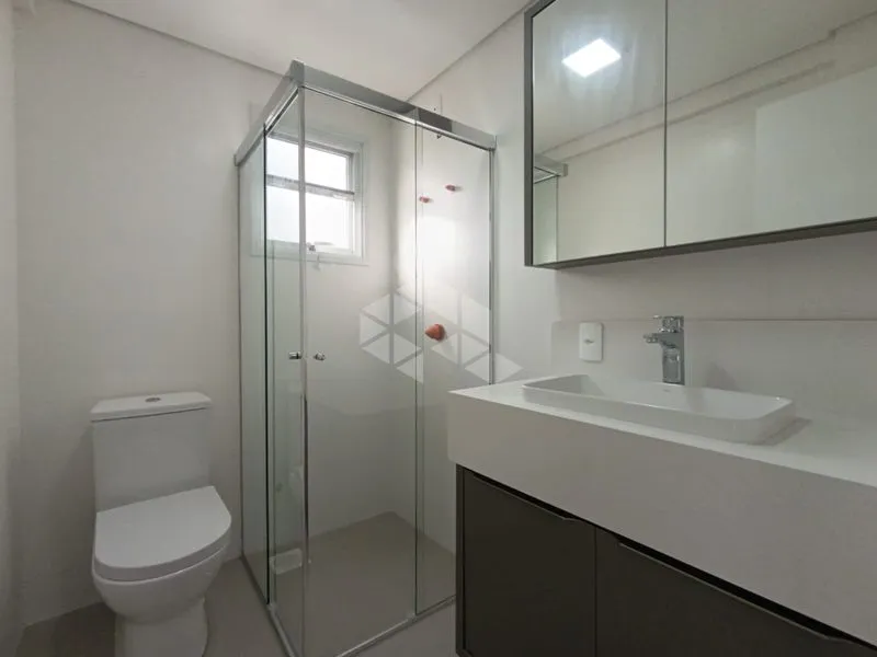 Casa con 4 suites y 184 m²; 2 plazas y balcón — photo 26