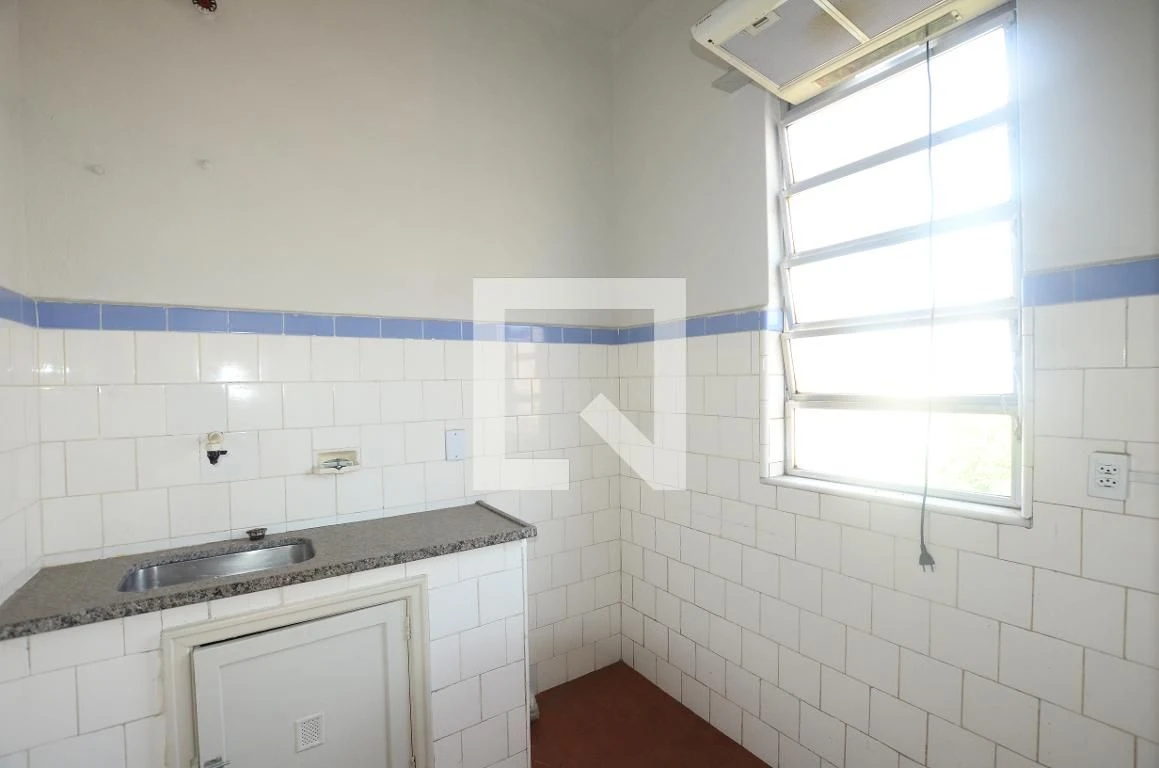 Rental apartment with 2 bedrooms and 1 bathroom — photo 22