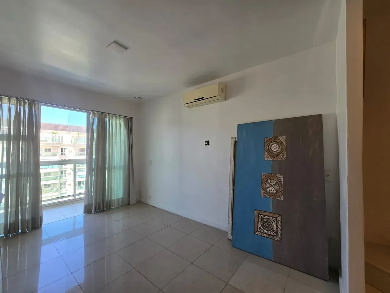 Furnished apartment with open-plan kitchen and terrace — photo 37