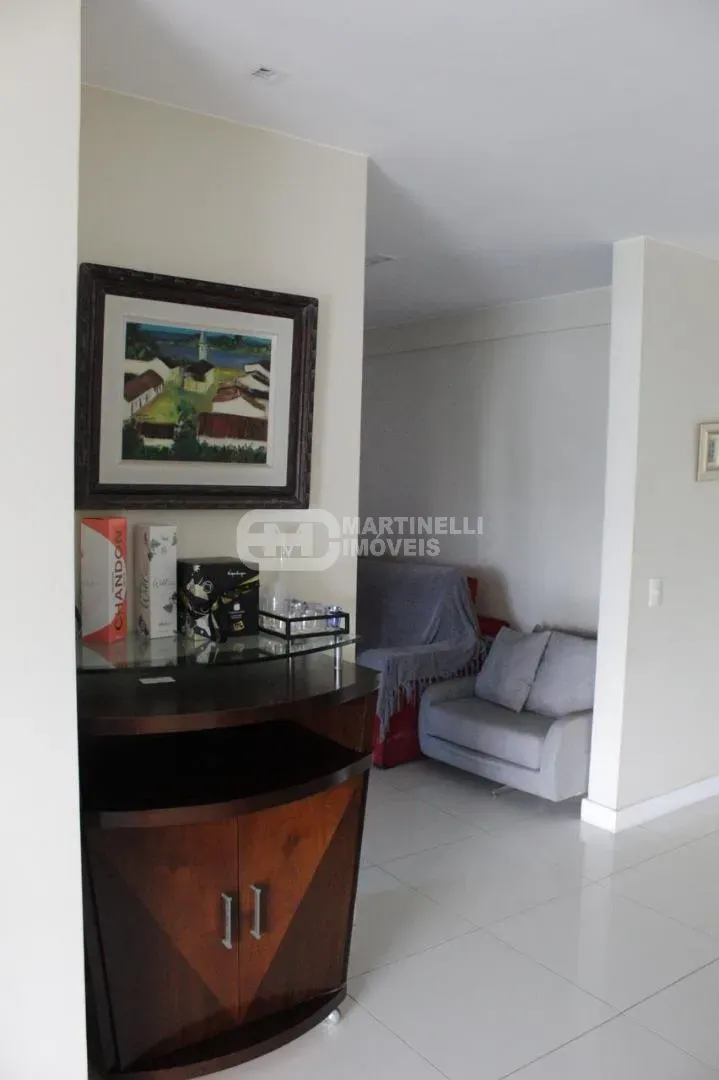 Furnished apartment with 4 bedrooms and a glass balcony — photo 33