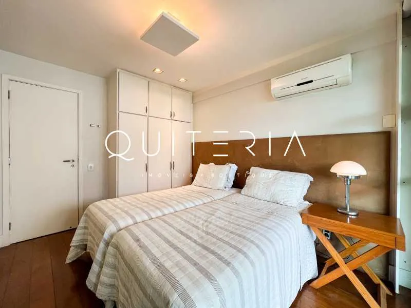 Apartamento duplex com varanda, 3 quartos e 5 banheiros — photo 19