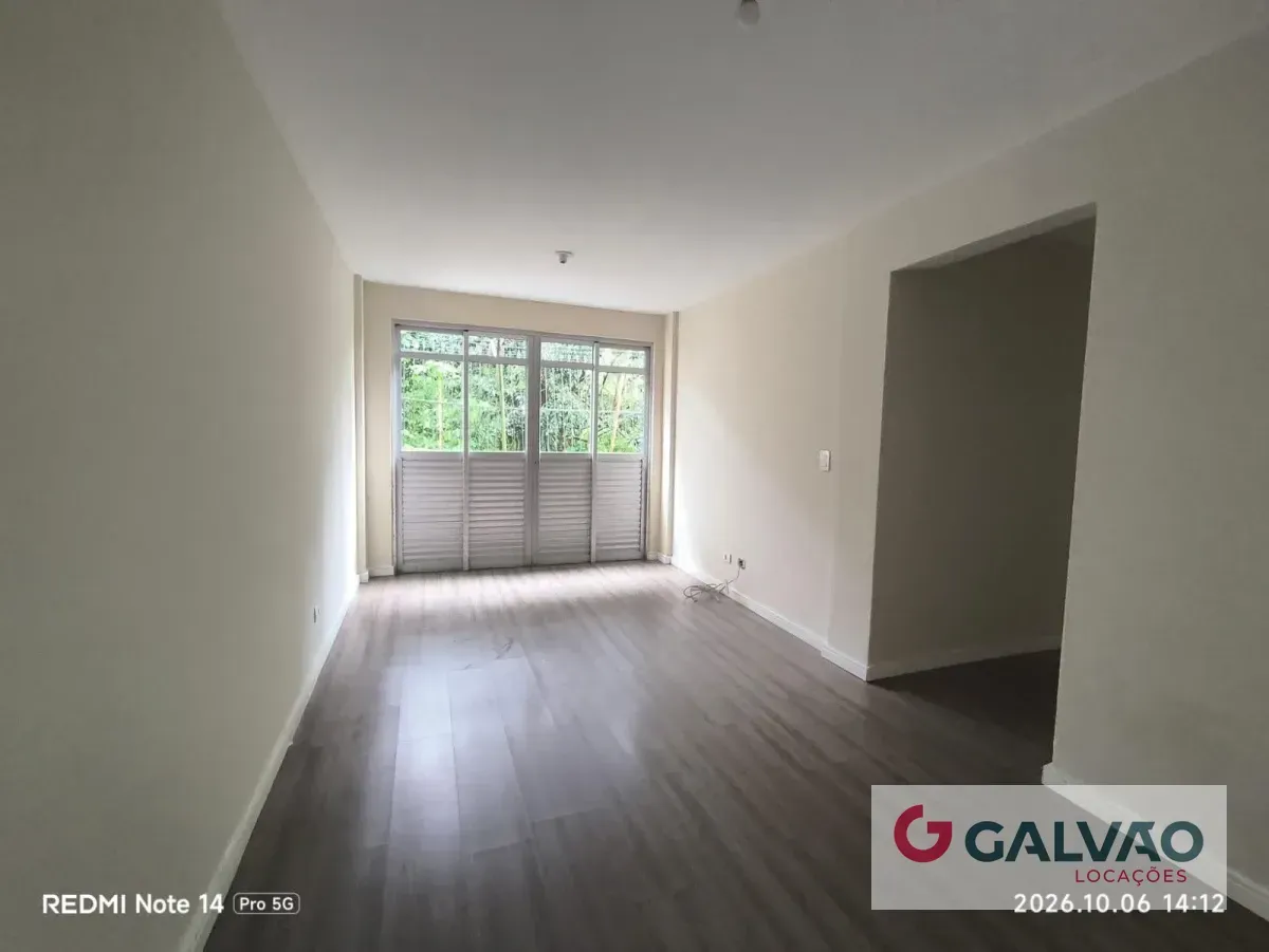 Apartment, 51 m², with wood or laminate floors — photo 8